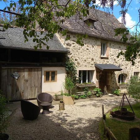 La Ferme Les Mamours La Bastide-l'Eveque Exterior foto